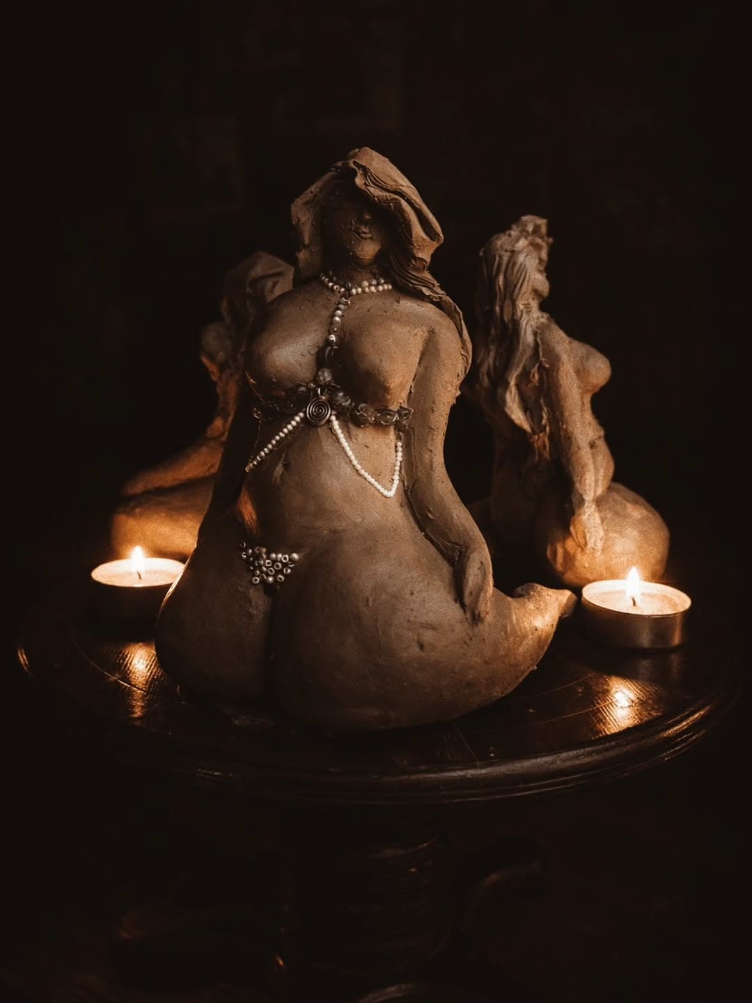 Керамические статуэтки ручной работы